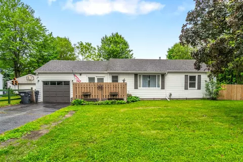 4316 E Ctr, Portage, MI 49002
