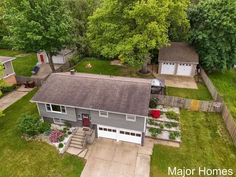 1724 Sandra, Grand Rapids, MI 49544
