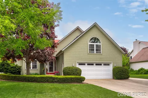 2157 Jacobusse, Holland, MI 49424