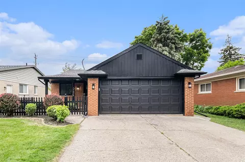 17575 Sunnybrook, Lathrup Village, MI 48076