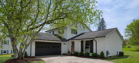 715 Marbury, Ada, MI 49301