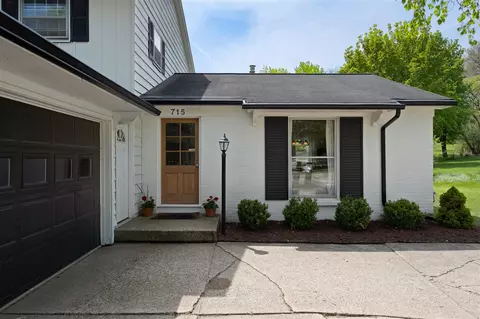 715 Marbury, Ada, MI 49301 photo 8