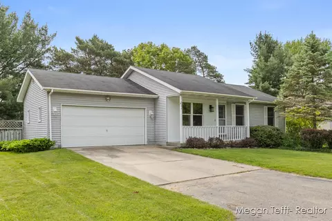 6284 Kuttshill, Rockford, MI 49341