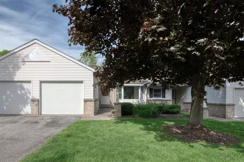 81 Skyline, Grand Rapids, MI 49504