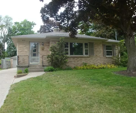 335 Bristol, Grand Rapids, MI 49504