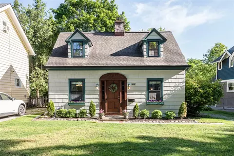 1512 Brooklyn, Ann Arbor, MI 48104