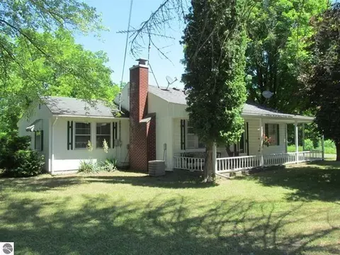6548 20 Mile, Marion, MI 49665