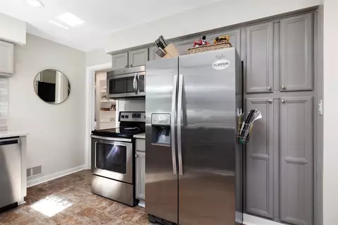 736 Redruth, Clawson, MI 48017 photo 8