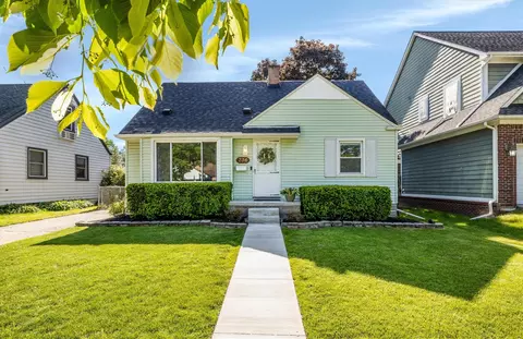 736 Redruth, Clawson, MI 48017