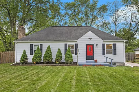 2748 Parkwood, Ann Arbor, MI 48104
