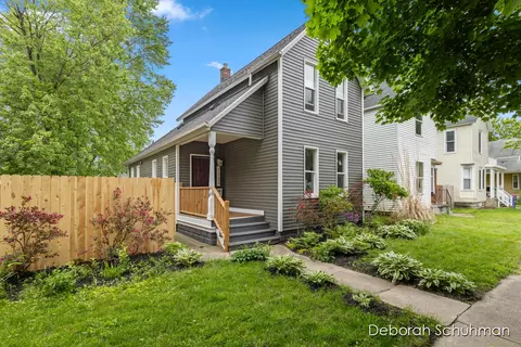 1132 Jennette, Grand Rapids, MI 49504