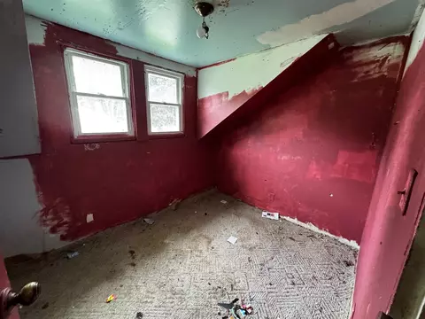 Bedroom - 627 24th, Jackson, MI 49203 photo 2 of 4