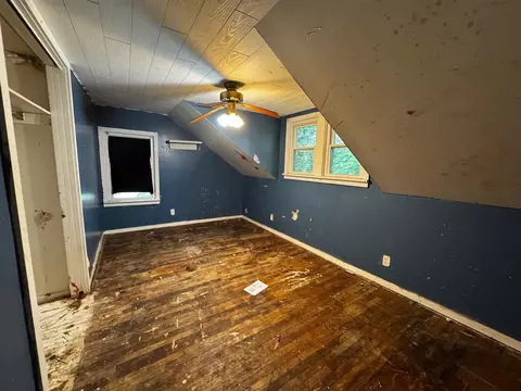 Bedroom - 627 24th, Jackson, MI 49203 photo 4 of 4
