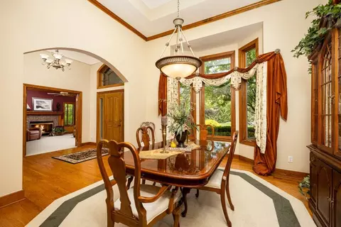 Dining - 12456 Cherry Leaf, Brighton, MI 48114 photo 2 of 4