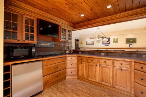 Kitchen - 12456 Cherry Leaf, Brighton, MI 48114 photo 5 of 5