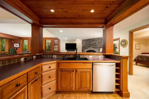 Kitchen - 12456 Cherry Leaf, Brighton, MI 48114 photo 4 of 5