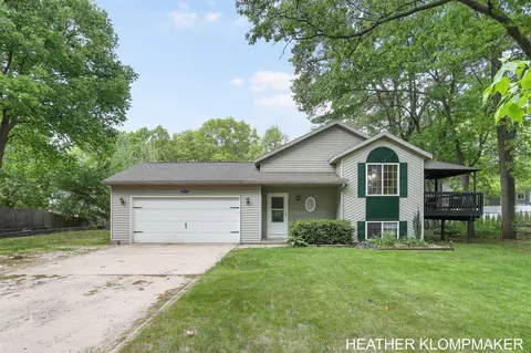 11872 Barnard, Grand Haven, MI 49417
