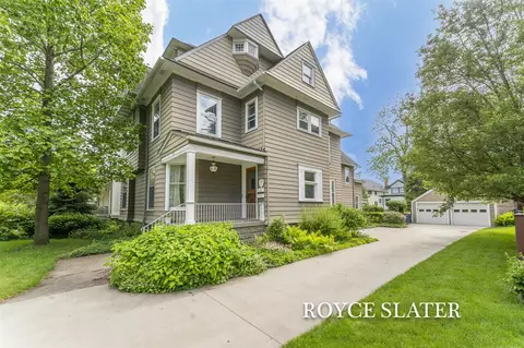 525 College, Grand Rapids, MI 49503