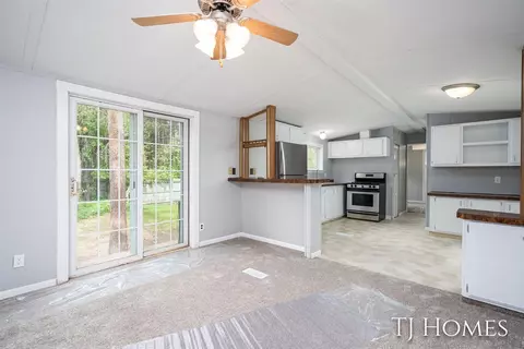 Living - 3010 E 96th, Newaygo, MI 49337 photo 3 of 3