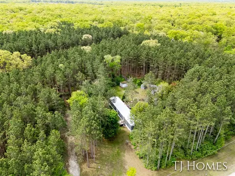 3010 E 96th, Newaygo, MI 49337