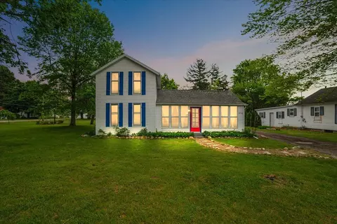 371 Park, Coloma, MI 49038