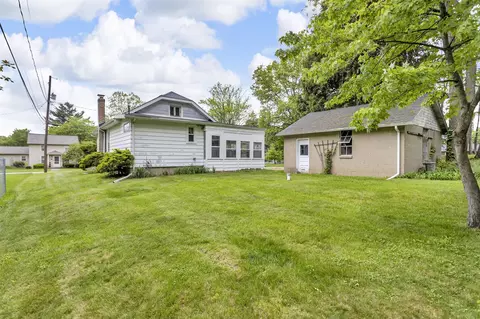 Exterior - 547 Pershing, Jackson, MI 49203 photo 9 of 10