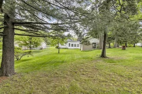 Exterior - 547 Pershing, Jackson, MI 49203 photo 8 of 10