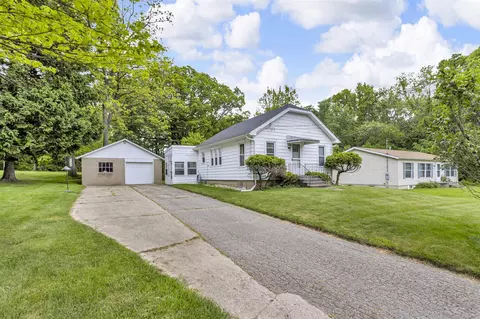Exterior - 547 Pershing, Jackson, MI 49203 photo 2 of 10