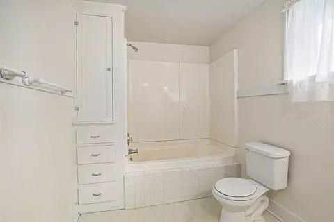 351 E Cherry, Fremont, MI 49412 photo 17