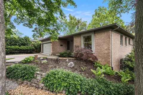 1231 Naples, Ann Arbor, MI 48103