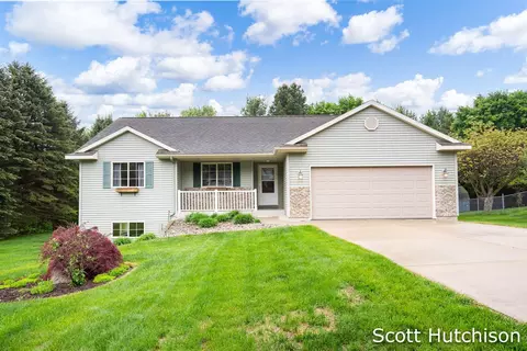10329 Leland, Greenville, MI 48838