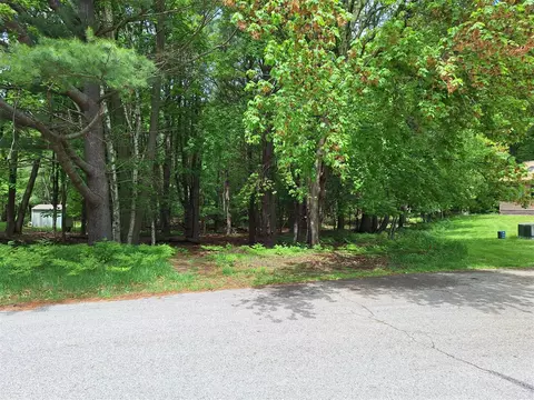 V/l Lot 9 Cambridge Drive, Ludington, MI 49431