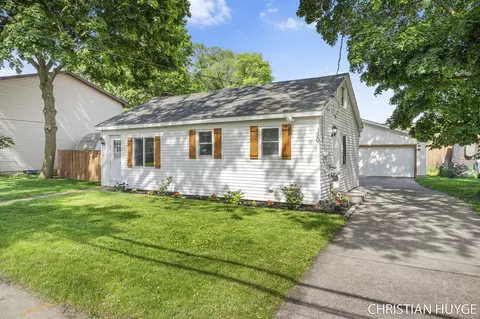 180 Maple, Sparta, MI 49345