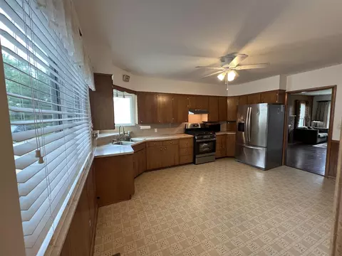 111 N Maple, Saline, MI 48176 photo 6
