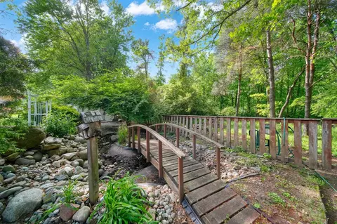 4860 Sequoia, Jackson, MI 49201 photo 8