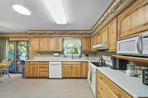 4860 Sequoia, Jackson, MI 49201 photo 17
