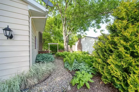 4860 Sequoia, Jackson, MI 49201 photo 47