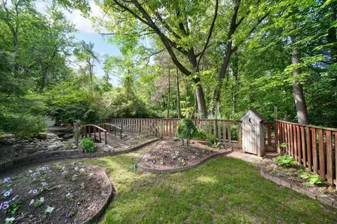 4860 Sequoia, Jackson, MI 49201 photo 7
