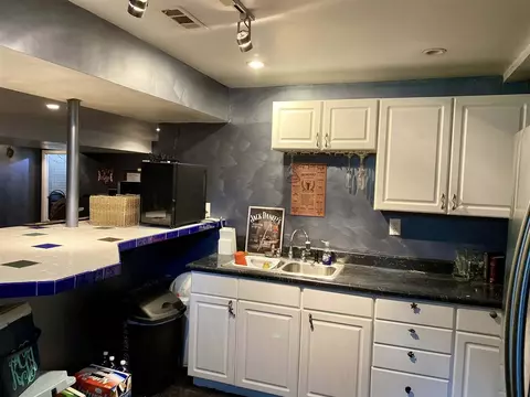 Kitchen - 910 S Brown, Jackson, MI 49203 photo 5 of 5