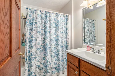 Bath - 47 Arthur, Manistee, MI 49660 photo 2 of 2