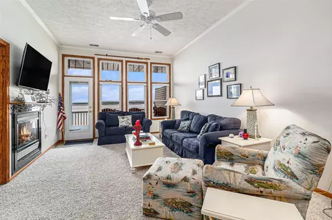Living - 47 Arthur, Manistee, MI 49660 photo 1 of 2