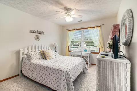 Bedroom - 47 Arthur, Manistee, MI 49660 photo 2 of 3