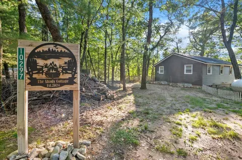 Exterior - 10297 S Basford Lk, Baldwin, MI 49304 photo 5 of 15