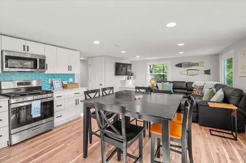 Dining - 10297 S Basford Lk, Baldwin, MI 49304 photo 2 of 2