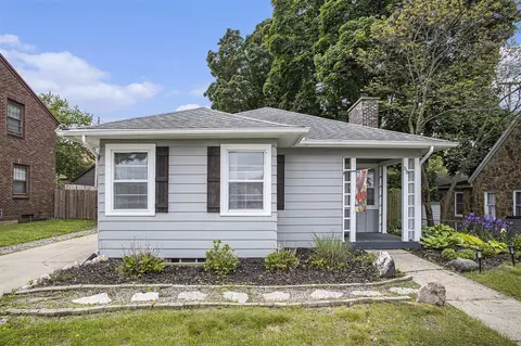 58 Emmett, Battle Creek, MI 49017