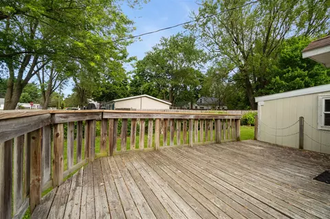 Exterior - 817 Annetta, Jackson, MI 49203 photo 11 of 11