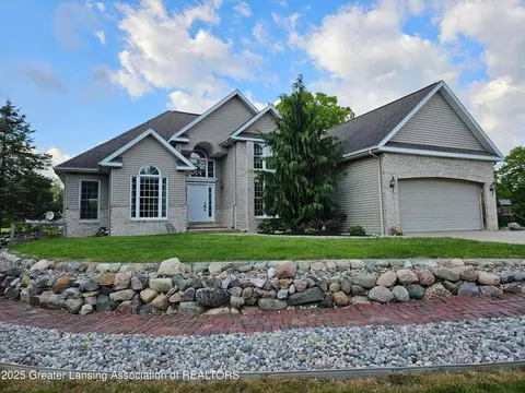 2862 Bluewater, Ionia, MI 48846
