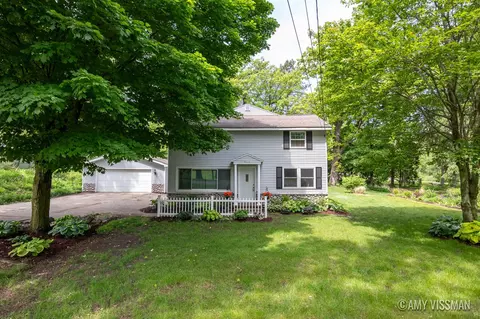 4175 Huntington, Grand Rapids, MI 49525
