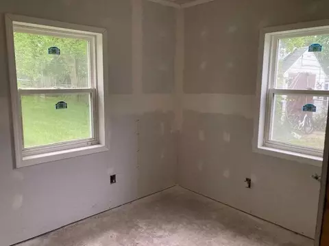 Bedroom - 808 19th, Jackson, MI 49203 photo 1 of 4