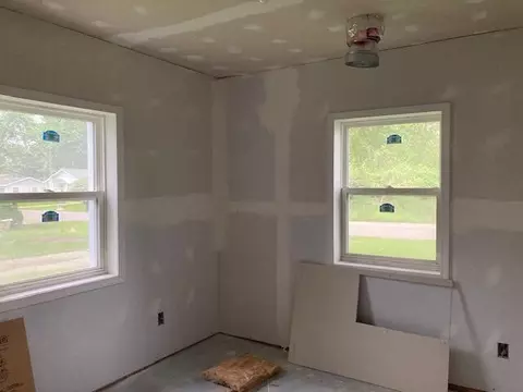Bedroom - 808 19th, Jackson, MI 49203 photo 3 of 4